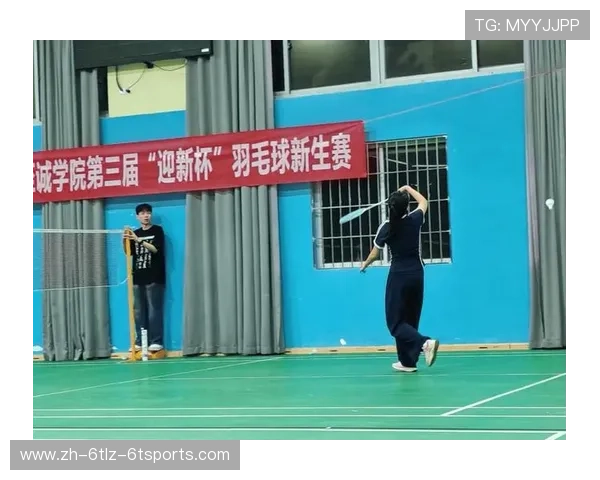 羽毛球劈杀速度